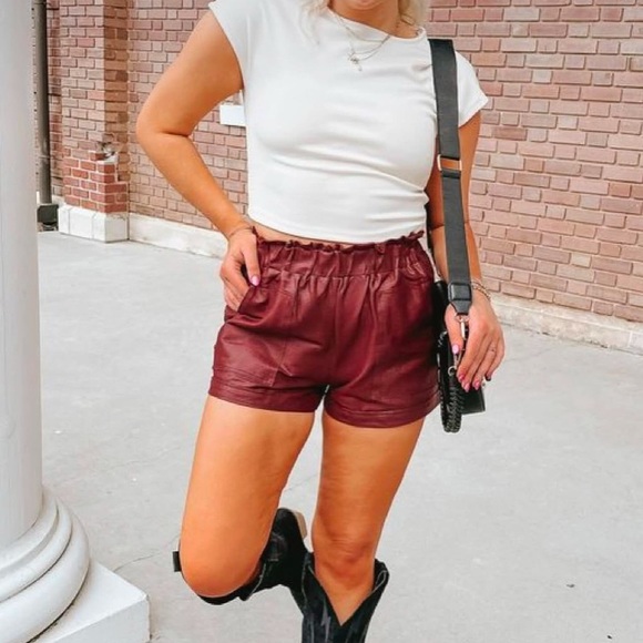 NWT Zara Red Faux Leather shorts ✨🤍 - Picture 2 of 5